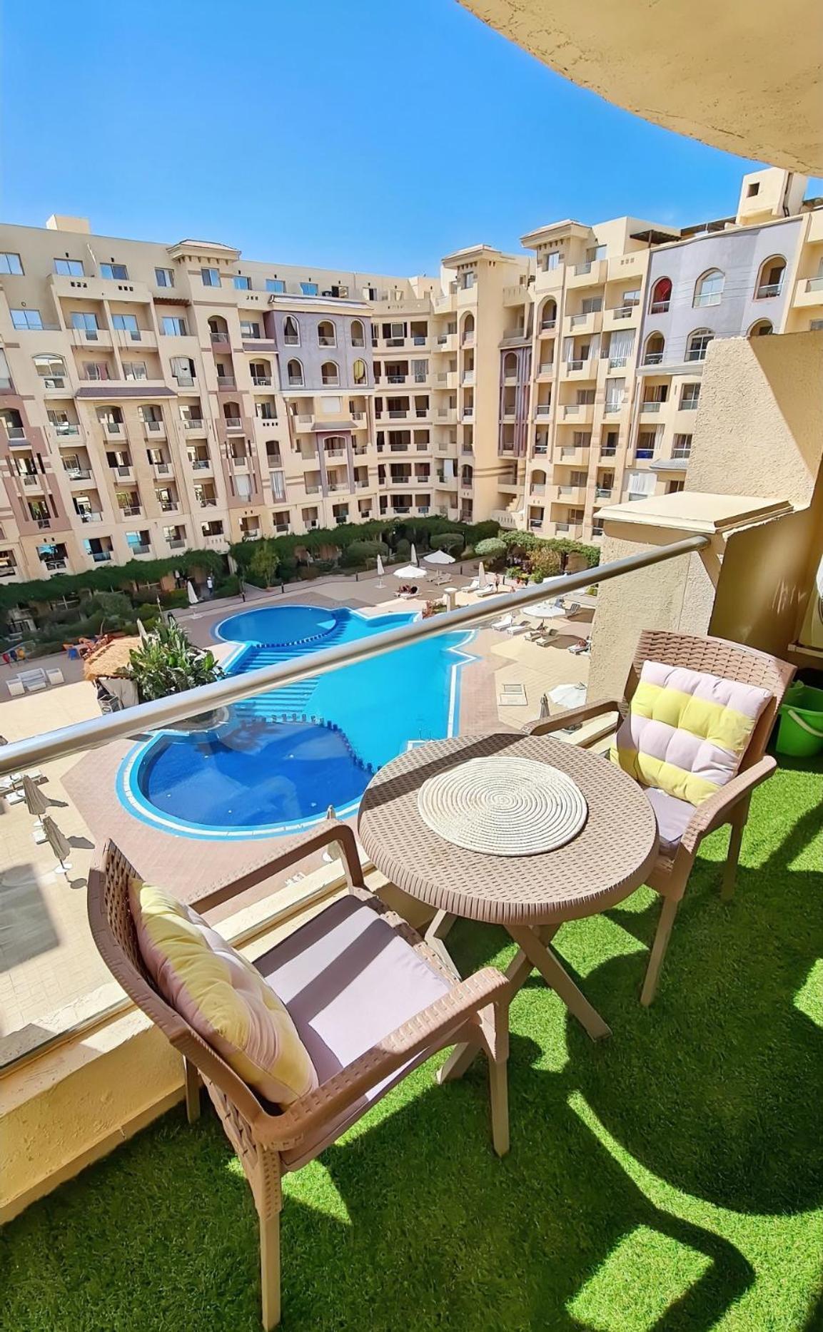 Florenza Blue Sky & Poolview Studio Hurghada Exterior photo